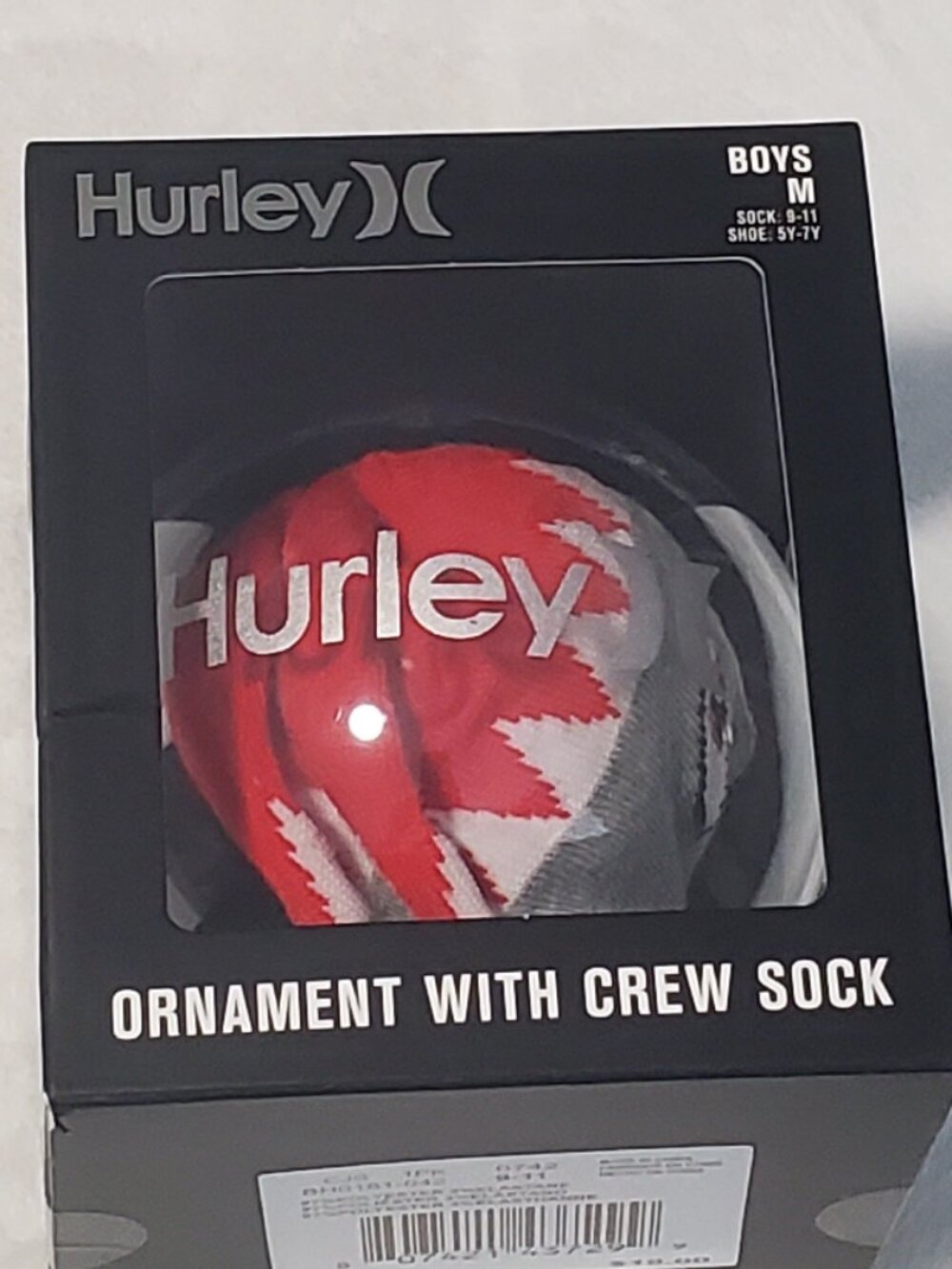 Hurley Ornament! Boys crew sock size: M Shark Design Brand New & Gift Ready!